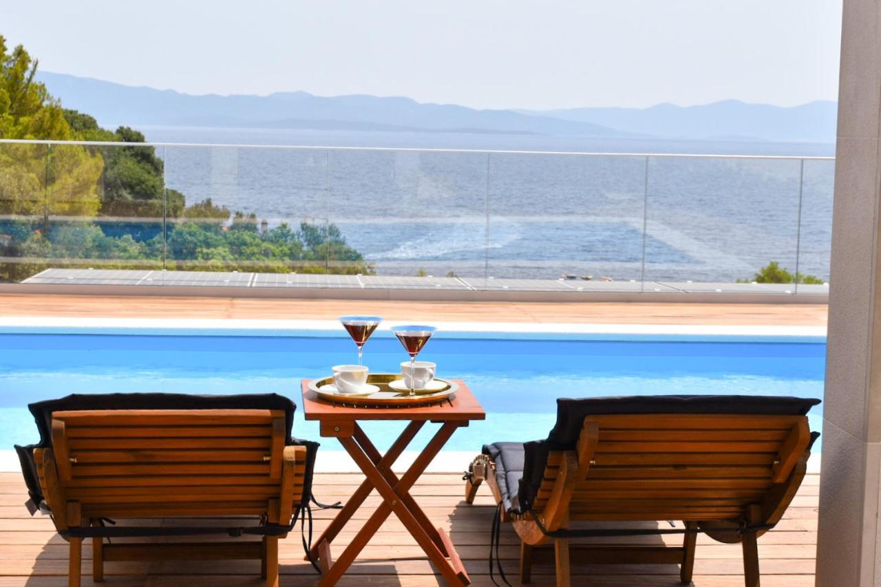 Seaview Pool Apartment-Lumiere, Island Hvar-Gdinj Eksteriør billede